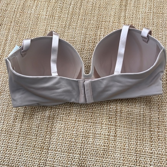 Warners This Is Not A Bra Collection NWT Sizes 38C and 36D - Picture 4 of 10
